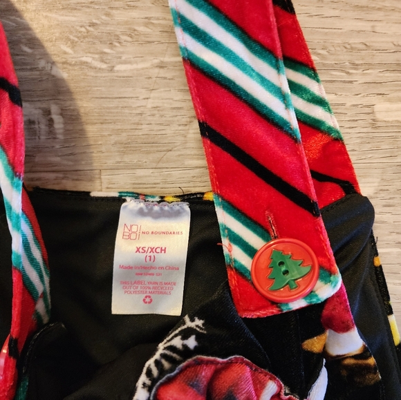 Festive Black Cat Ugly Jumpsuit with Holiday Print - Picture 7 of 8